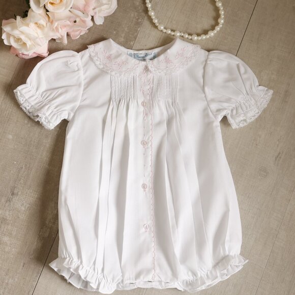 White Heirloom Receiving Blanket Embroidery Lace Inlay Feltman Brother NWT - Picture 4 of 7